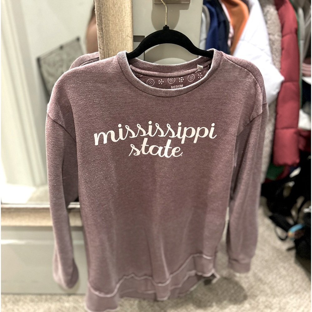 Cute Mississippi State sweatshirt!